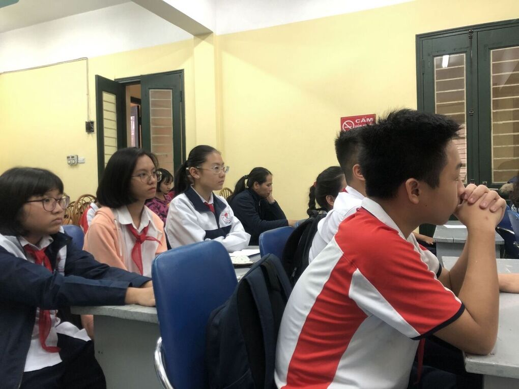 HỘI NGHỊ ĐỐI THOẠI VỀ CÔNG TÁC GIÁO DỤC ĐẠO ĐỨC VÀ KĨ NĂNG SỐNG CHO HỌC SINH