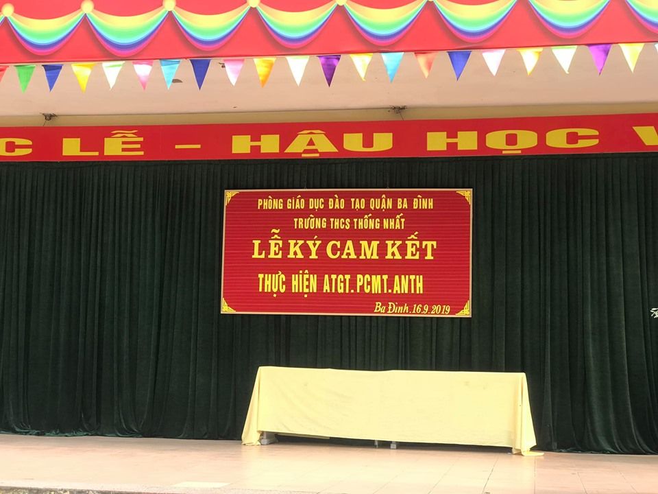 LỄ KÝ CAM KẾT AN TOÀN GIAO THÔNG - PHÒNG CHỐNG MA TÚY VÀ AN NINH TRƯỜNG HỌC NĂM HỌC 2019 - 2020