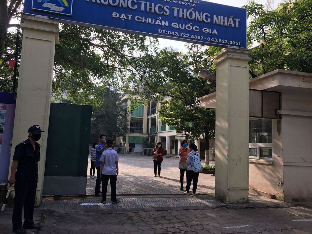 Thực hiện đảm bảo an ninh an toàn khi học sinh tới trường