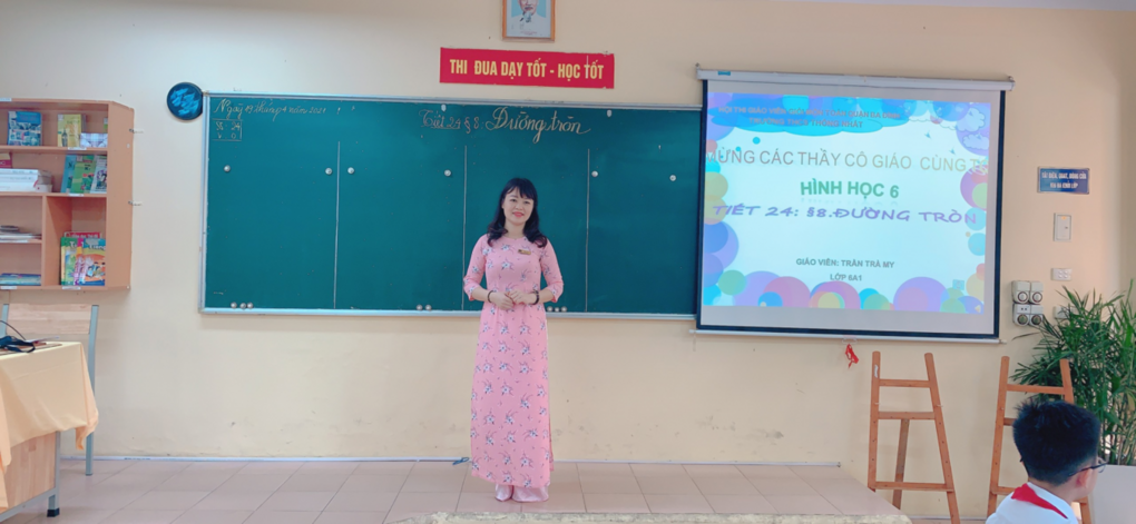 Cô giáo Trần Trà My hoàn thành xuất sắc tiết thi giáo viên dạy giỏi cấp Quận năm học 2020 – 2021