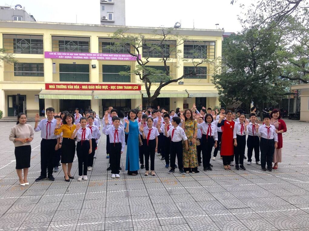 TRƯỜNG THCS THỐNG NHẤT THAM GIA LỄ CHÀO ĐÓN CHỦ TỊCH TRIỀU TIÊN KIM JONG UN