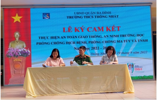 Trường THCS Thống Nhất tổ chức Lễ ký cam kết thực hiện an toàn giao thông, an ninh trường học, phòng chống dịch bệnh, phòng chống ma túy và TNXH