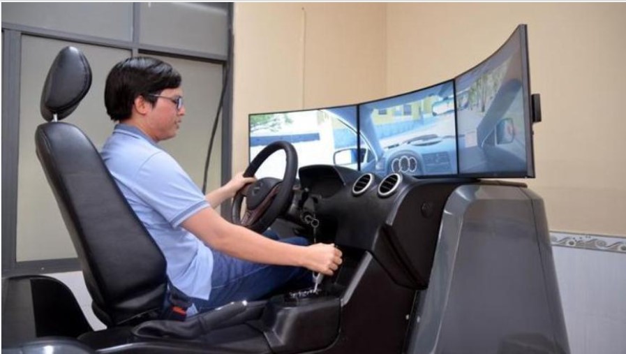 Quy định mới từ năm 2023 mà người mua ô tô và học lái xe cần lưu ý