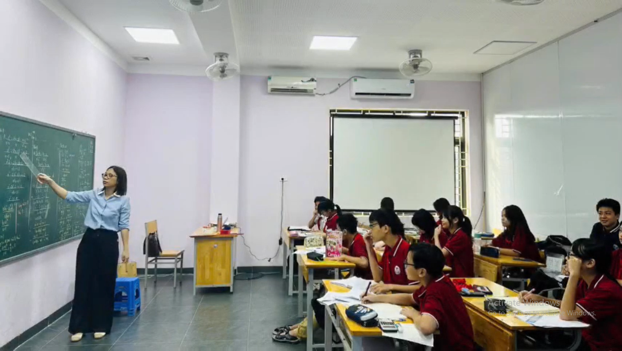Giới thiệu tác phẩm đạt giải Ba cuộc thi làm phim chào mừng Ngày Nhà giáo Việt nam của lớp 8A2