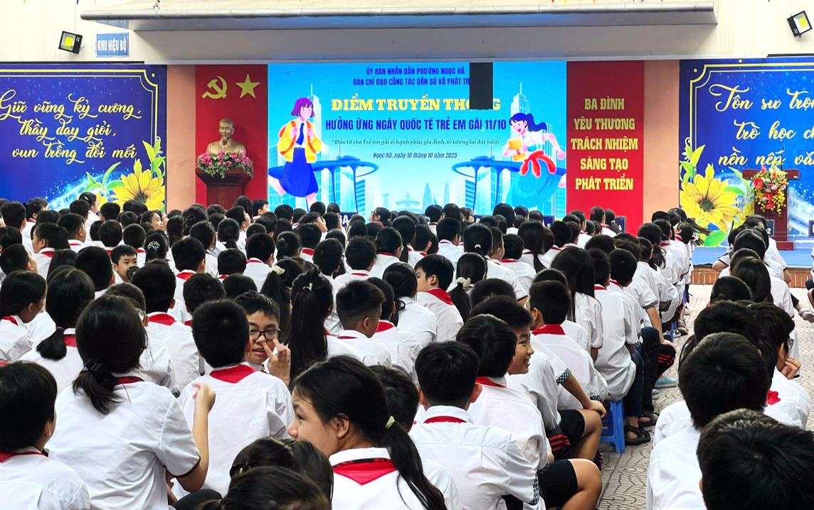 Trường THCS Thống Nhất tham dự Điểm truyền thông hưởng ứng Ngày Quốc tế Trẻ em gái 11/10