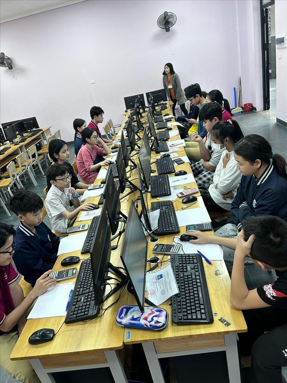 Học sinh trường THCS Thống Nhất tranh tài tại chung kết "Đấu trường Toán học" cấp Quận