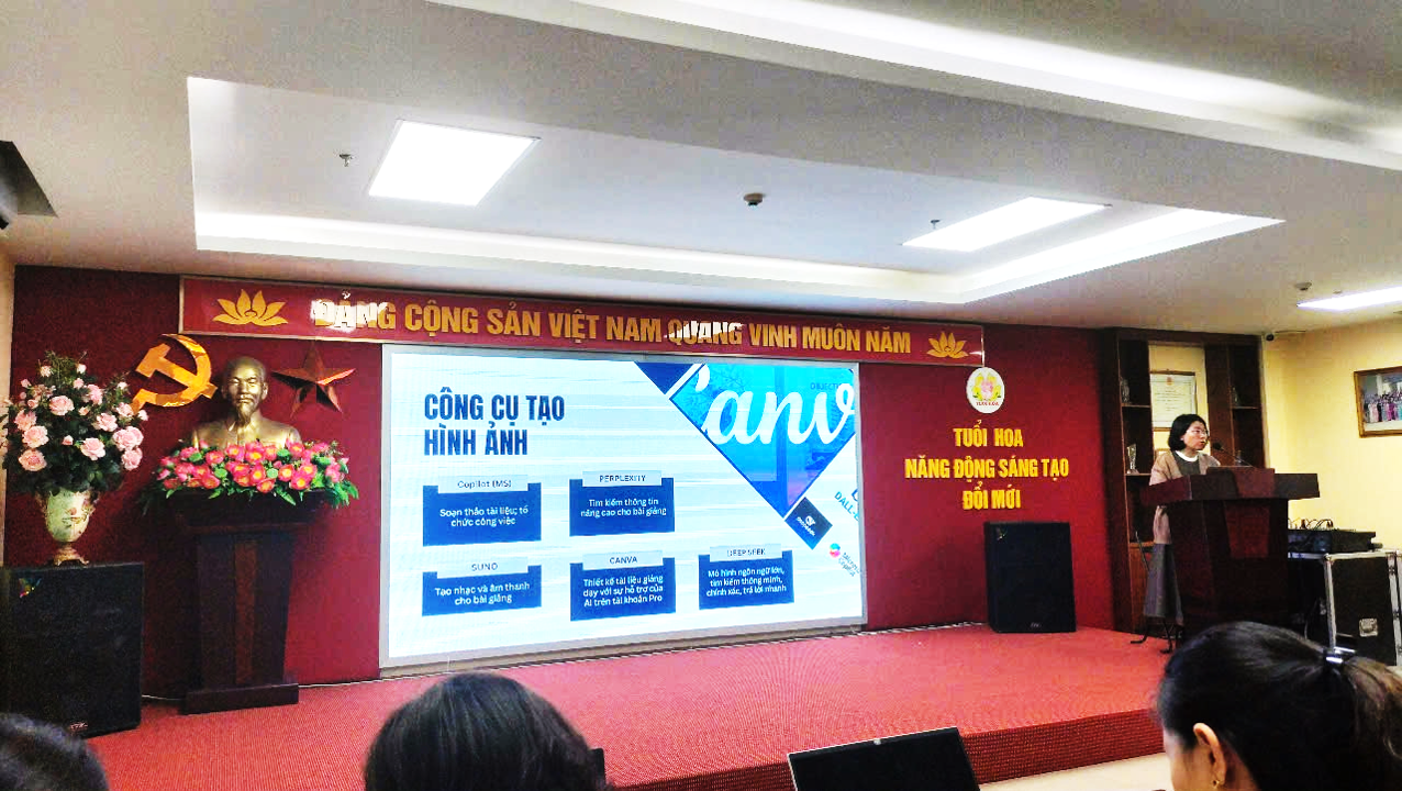 Đại diện trường THCS Thống Nhất tham dự tập huấn ứng dụng trí tuệ nhân tạo trong truyền thông giáo dục