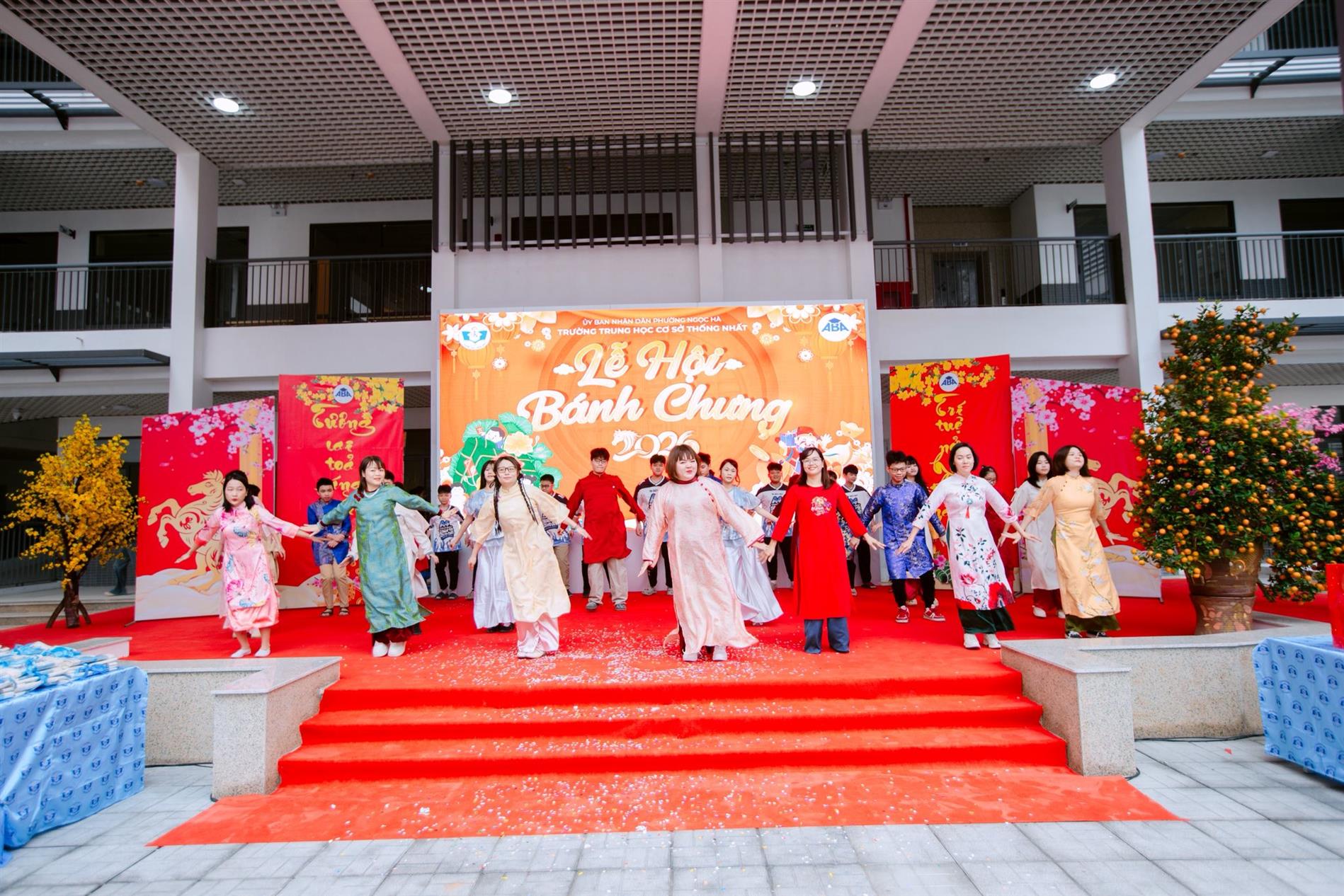 Trường THCS Thống Nhất rộn ràng Lễ hội bánh chưng chào xuân Bính Ngọ 2026