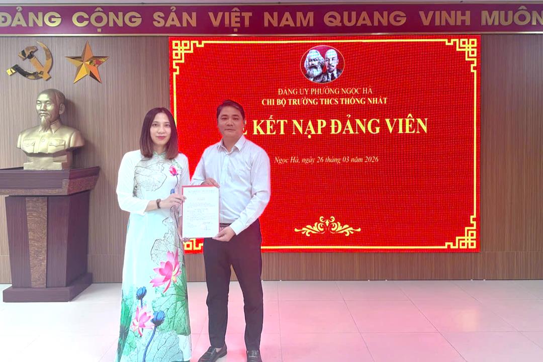 Lễ kết nạp đảng viên tại Chi bộ trường THCS Thống Nhất – Dấu mốc ý nghĩa trong công tác xây dựng Đảng